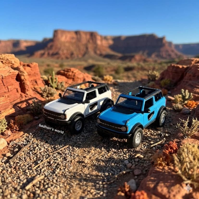 1:36 scale die cast toy model replicas of the ford bronco 2 door suv